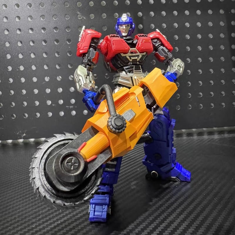 Transformable Optimus Prime Action Figure 20cm Collectible Robot Model - Image 4