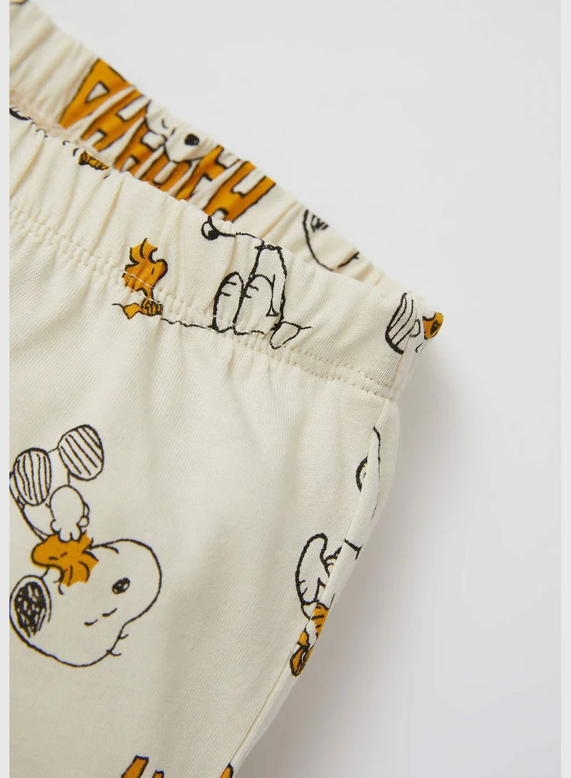 ديفاكتو Short Sleeve Snoopy Printed Newborn Sleepsuit & Short Set