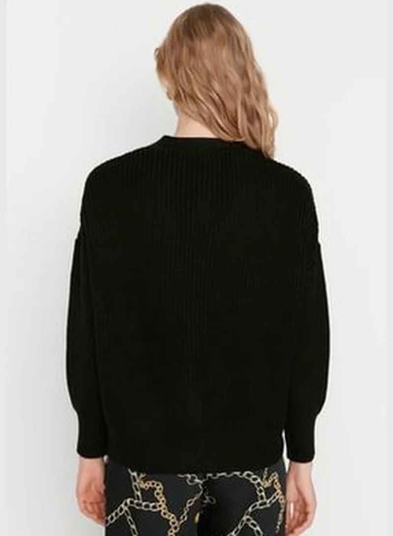 trendyol Black Wide Fit V-Neck Knitwear Cardigan TWOAW20HI0215
