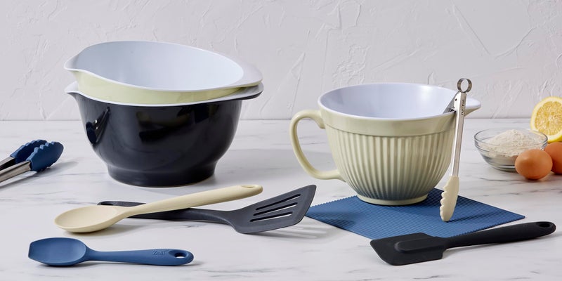 Zeal Mixing Bowl/Batter Jug, Cream - Image 3