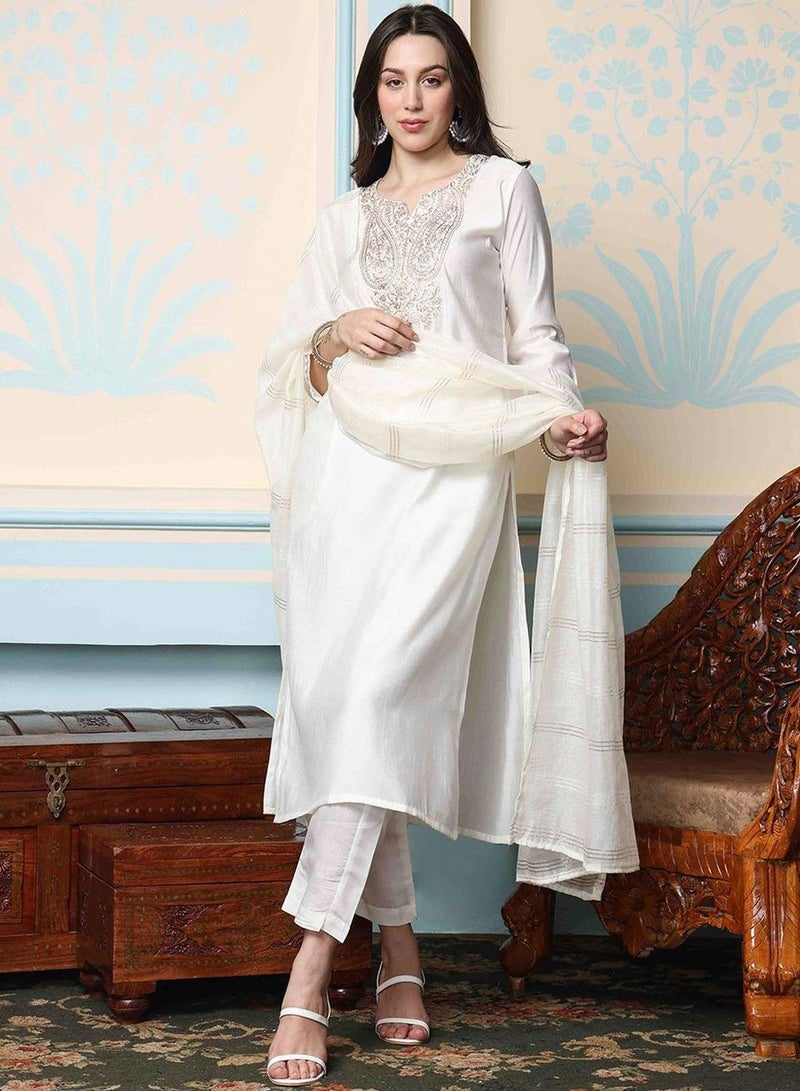 ISHIN Women'S Off White 100% Cotton Yoke Design Straight Fit Kurta Set - Image 5
