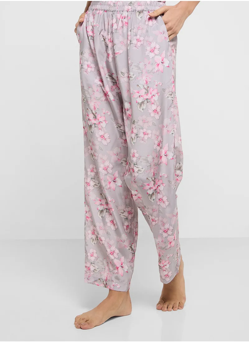 ايلا 3 Piece Pyajama Set