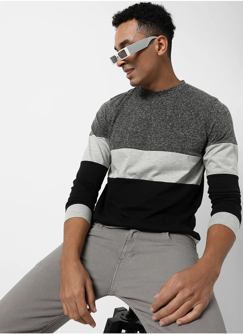 Campus Sutra Men's Grey Colourblocked Regular Fit Casual T-Shirt