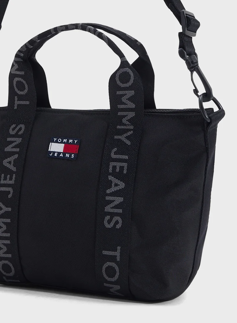 TOMMY JEANS Essential Daily Mini Crossbody
