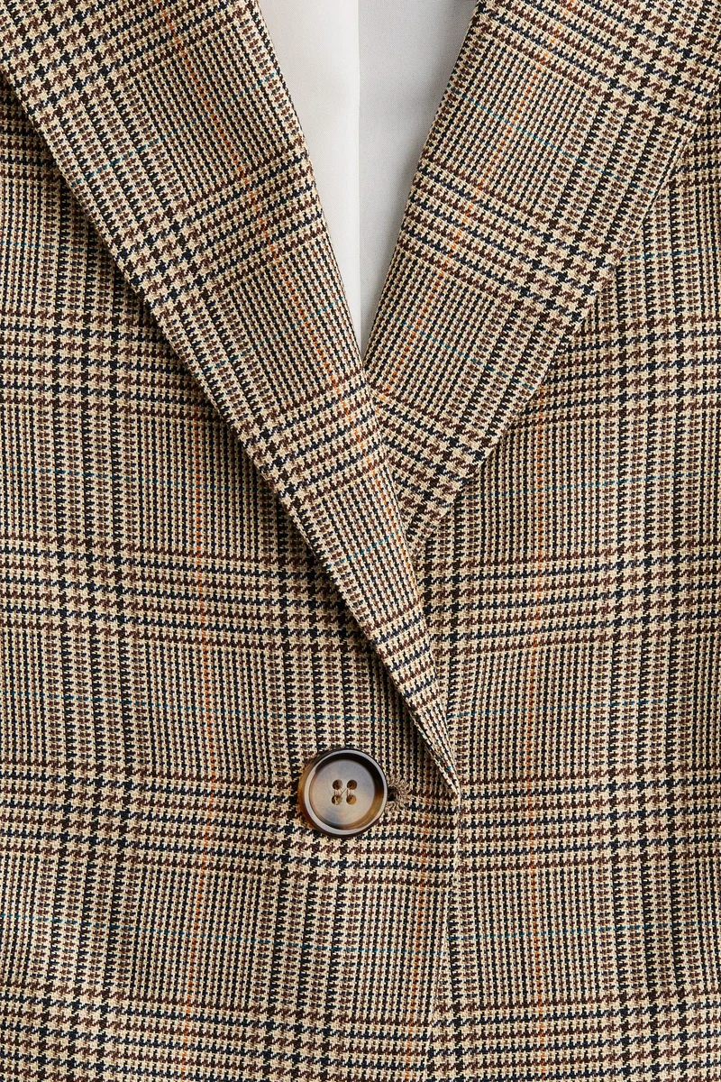 اتش اند ام بليزر بصف مفرد من الأزرار