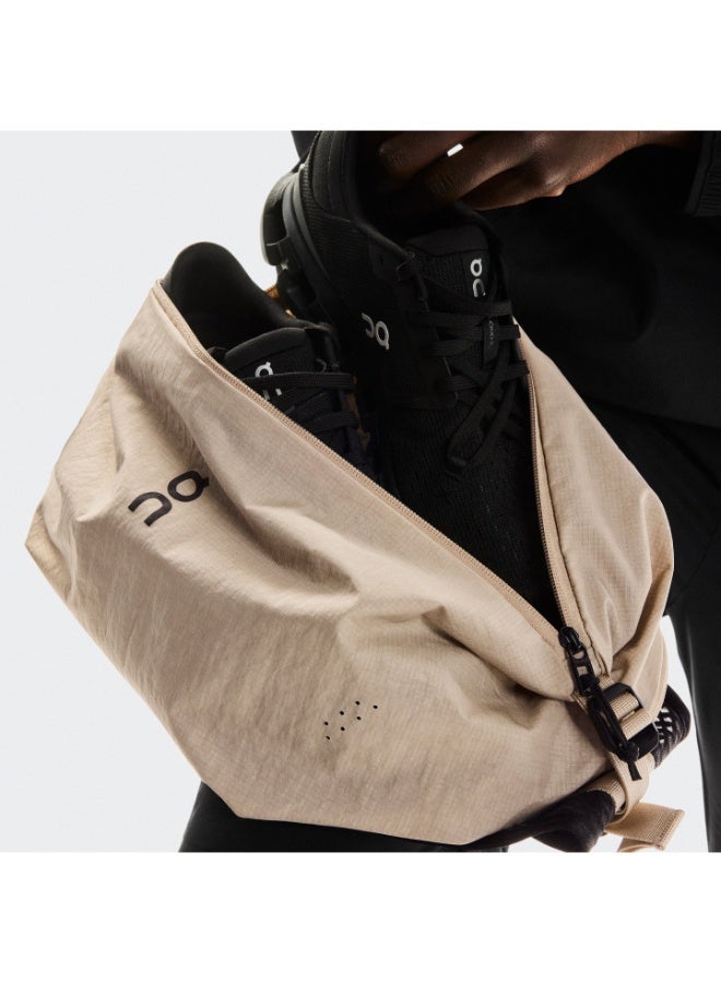 ON9L Men's and Women's Model: Sloping Crossbody Bag for Casual and Sports Use - Image 2