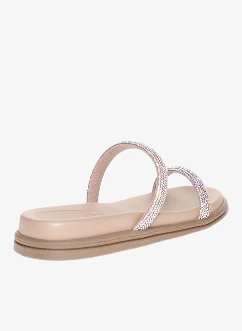 Beira Rio White Flat Sandals for Women – Stylish Ladies Flat Sandals & Comfortable Flat Slippers for Women | Best Price UAE