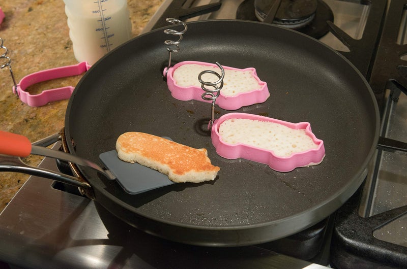 MOBi “The Original” - Mobi Pancake Silicone Mold – Put FUN Back Into Breakfast, Little Piggy - Image 4