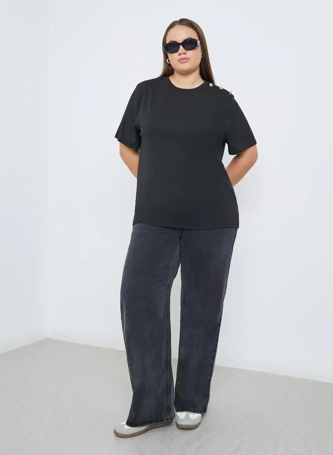 Styli Styli Plus Size Shoulder Button T-Shirt