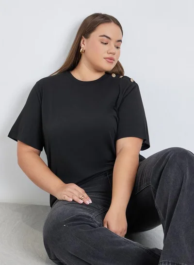 Styli Styli Plus Size Shoulder Button T-Shirt