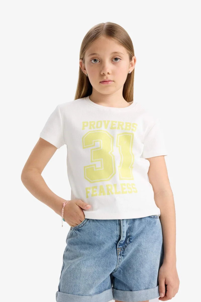 DeFacto Girl Slim Fit Crew Neck Anime Printed T-Shirt