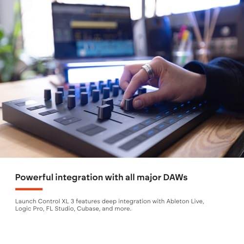 Novation نوفايشن لانتش كنترول XL 3 – مزود بالطاقة عبر USB، سطح تحكم MIDI وميكسر للتكامل مع DAW والأجهزة مع 8 فaders، 24 Encoder لا نهائي، 5-Pin MIDI I/O، وحزمة برامج موسيقية - Image 2