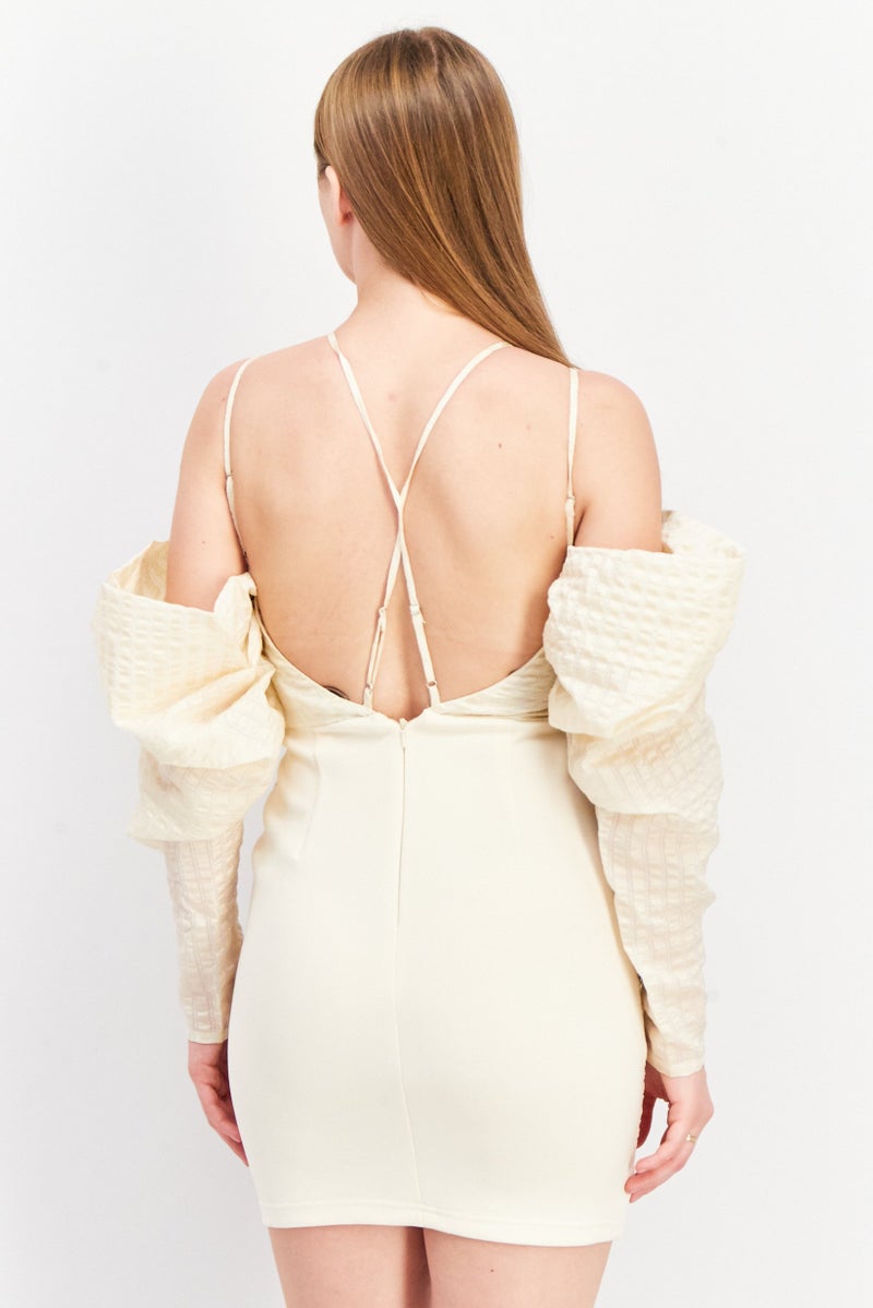 ASOS فستان ميني بأكمام منتفخة ومجعدة للنساء، بيج - Image 2