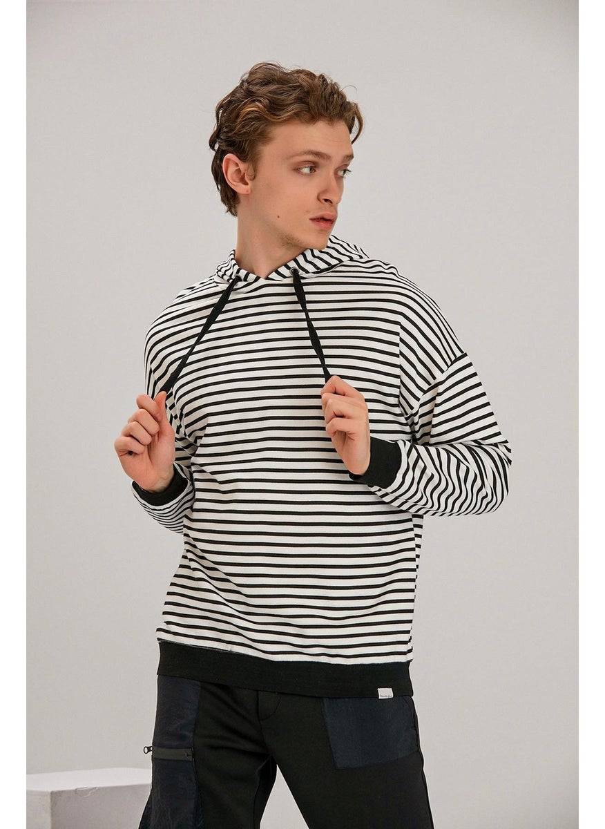 Alexander Gardi - Striped Sweatshirt (B22-37300) - Image 1
