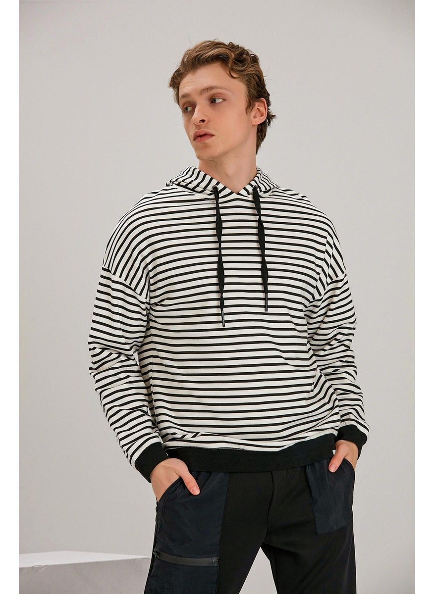 Alexander Gardi - Striped Sweatshirt (B22-37300) - Image 1