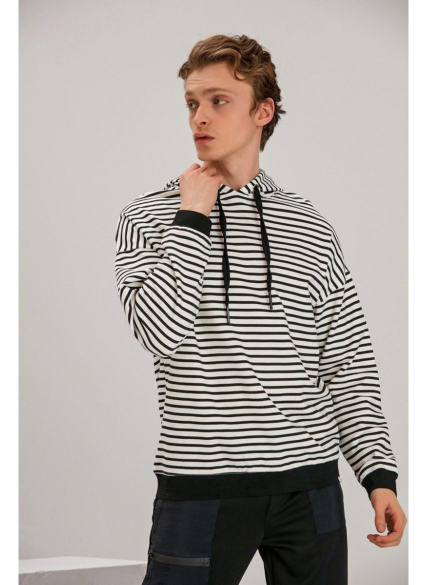Alexander Gardi - Striped Sweatshirt (B22-37300) - Image 1