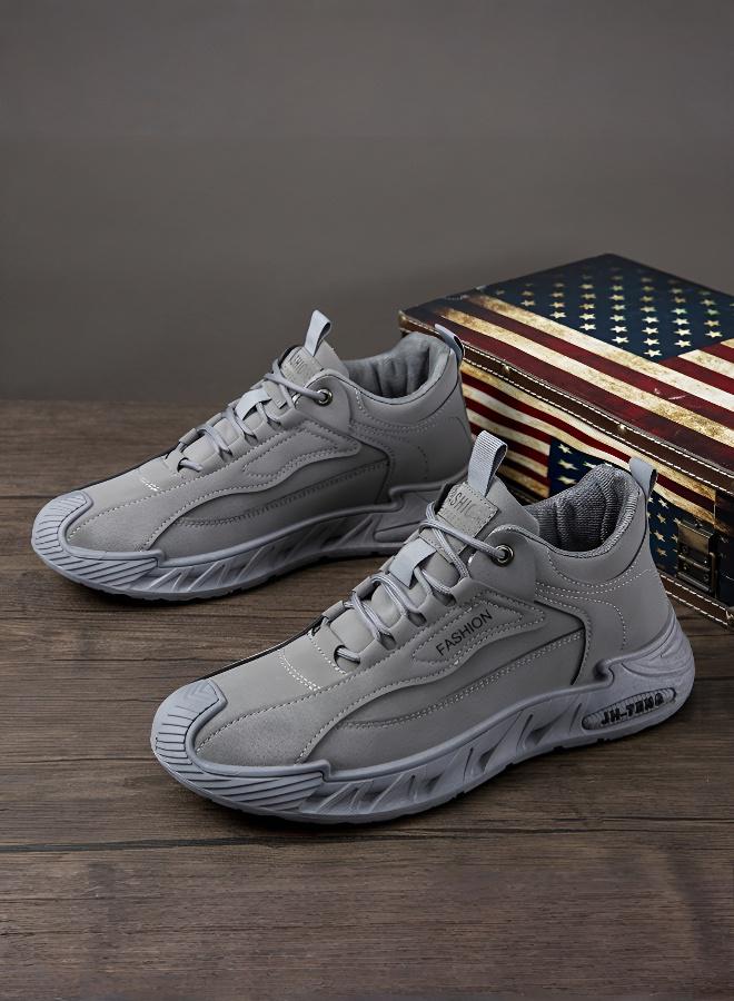 Men's Sports Shoes with 5cm Soft Sole - Image 1