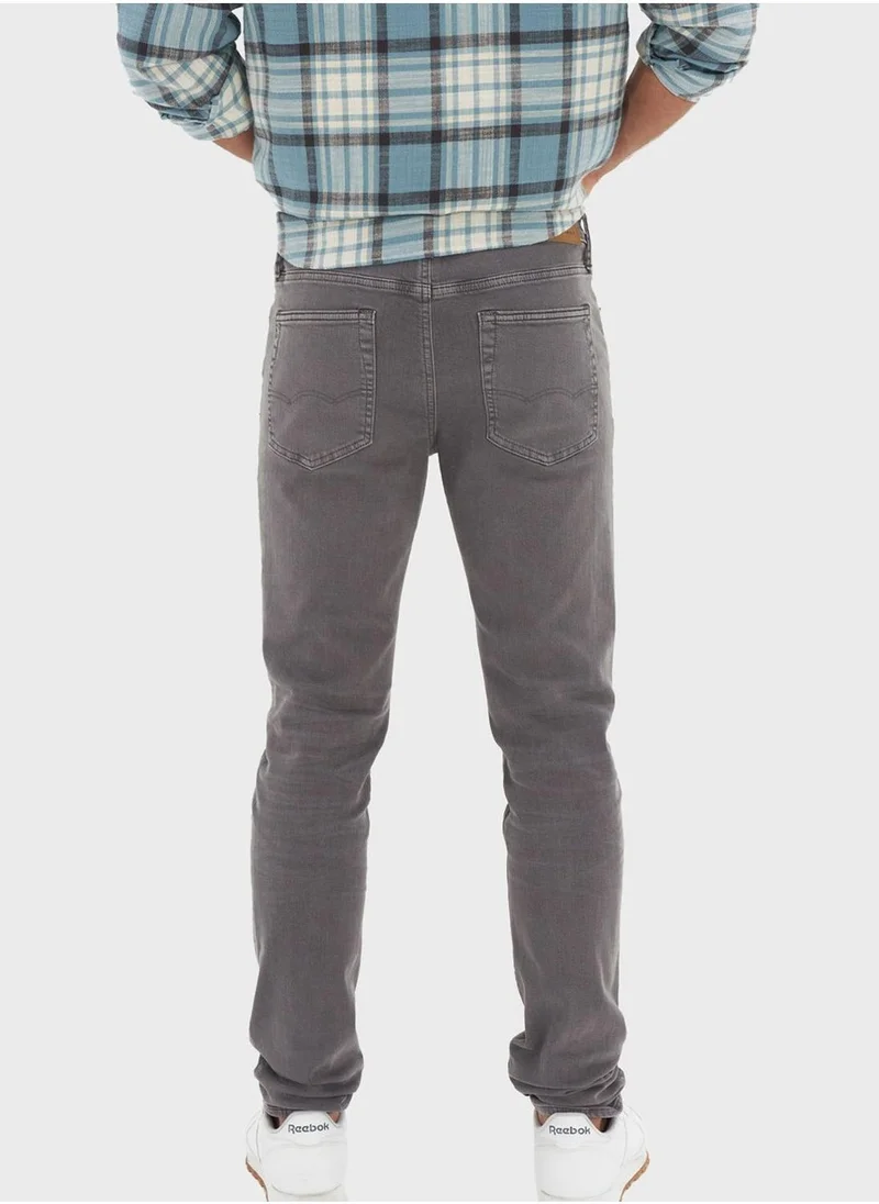 American Eagle Light Wash Slim Fit Jeans