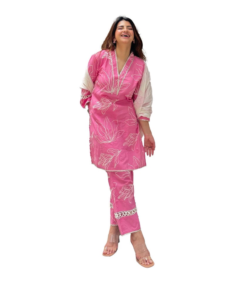 LookMark Women's Cotton Blend Kurta and Pant with Dupatta Suitable for Every Indian Occasion (AZ-LM-OG-KS2187-XL) Pink - Image 2