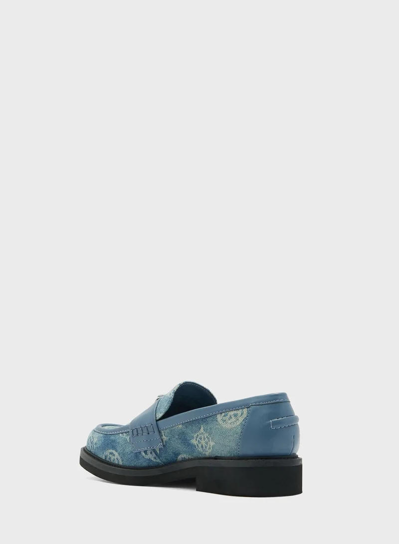 GUESS Shatha3 Moccasins