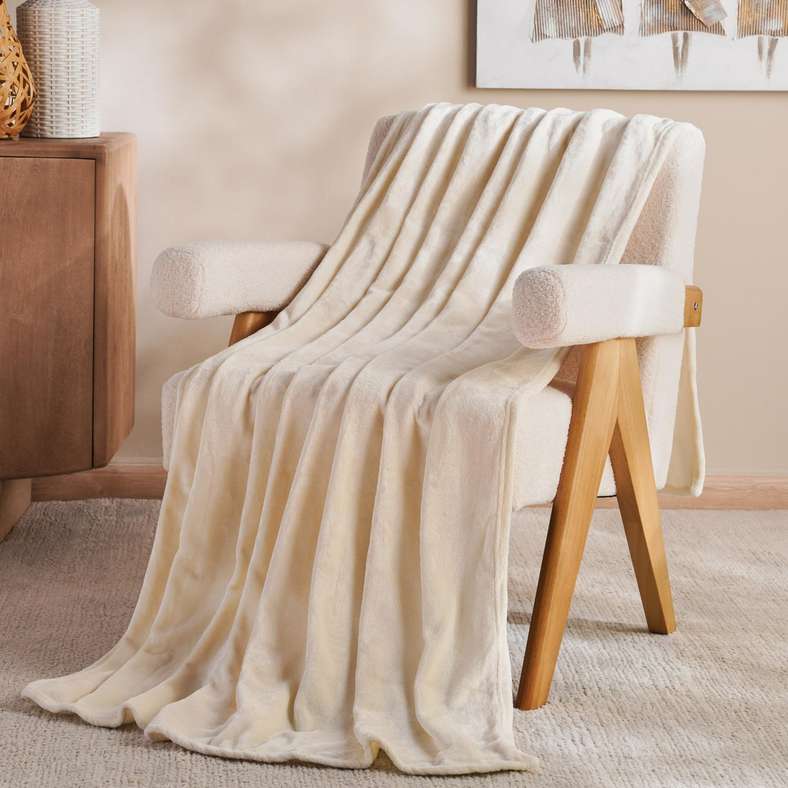 Pan Home Ivory Flannel Blanket 160x220cm