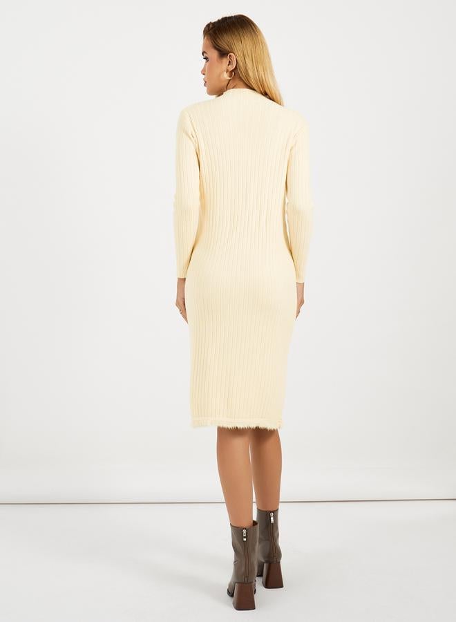 ستايلي فستان سادة بطول الركبة وتفاصيل مضلعة - Image 4