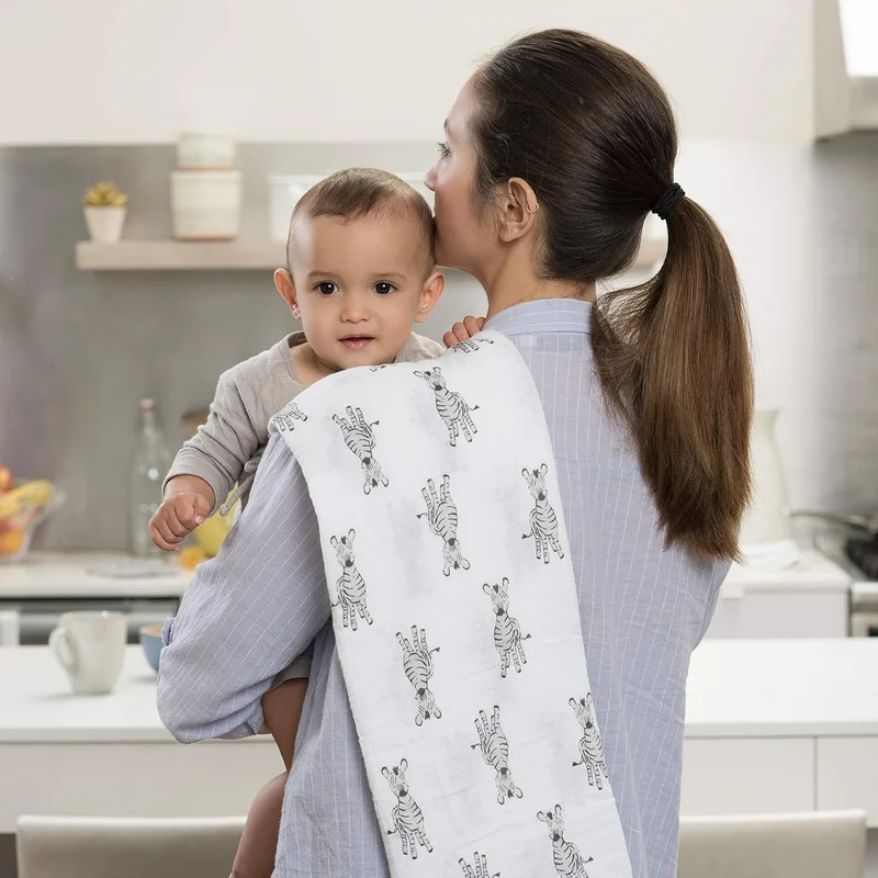 aden + anais aden + anais Essentials Single Waddle Blanket - 100% Muslin Swaddle for Newborns & Toddlers - Zebra Design - 112x112cm