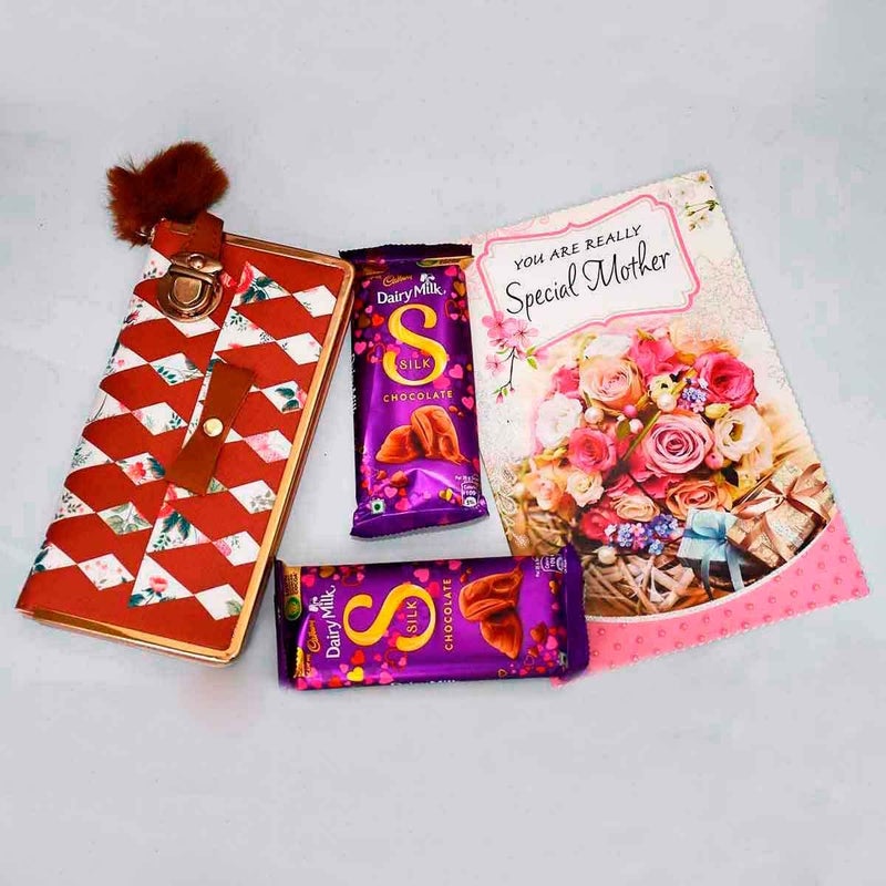 Saugat Traders Saugat Traders Best Gift for Mom - Greeting Card, Hand Wallet/Purse and 2 Chocolates - Birthday - Anniversary - Mothers Day - Unique Gift for Mother, Maa, Mummy - Image 1