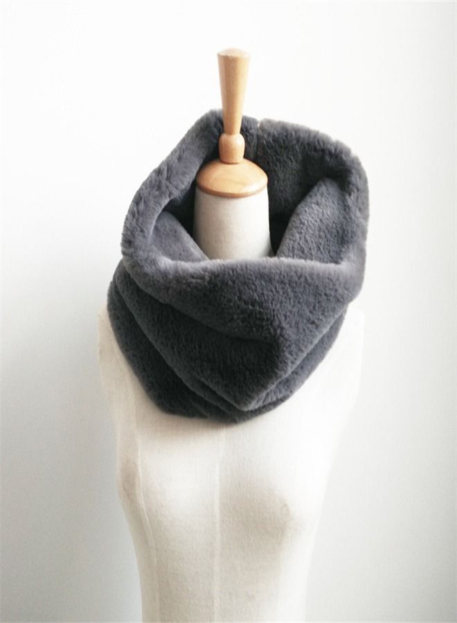Loquat Solid Warm Fur Pullover Scarf 