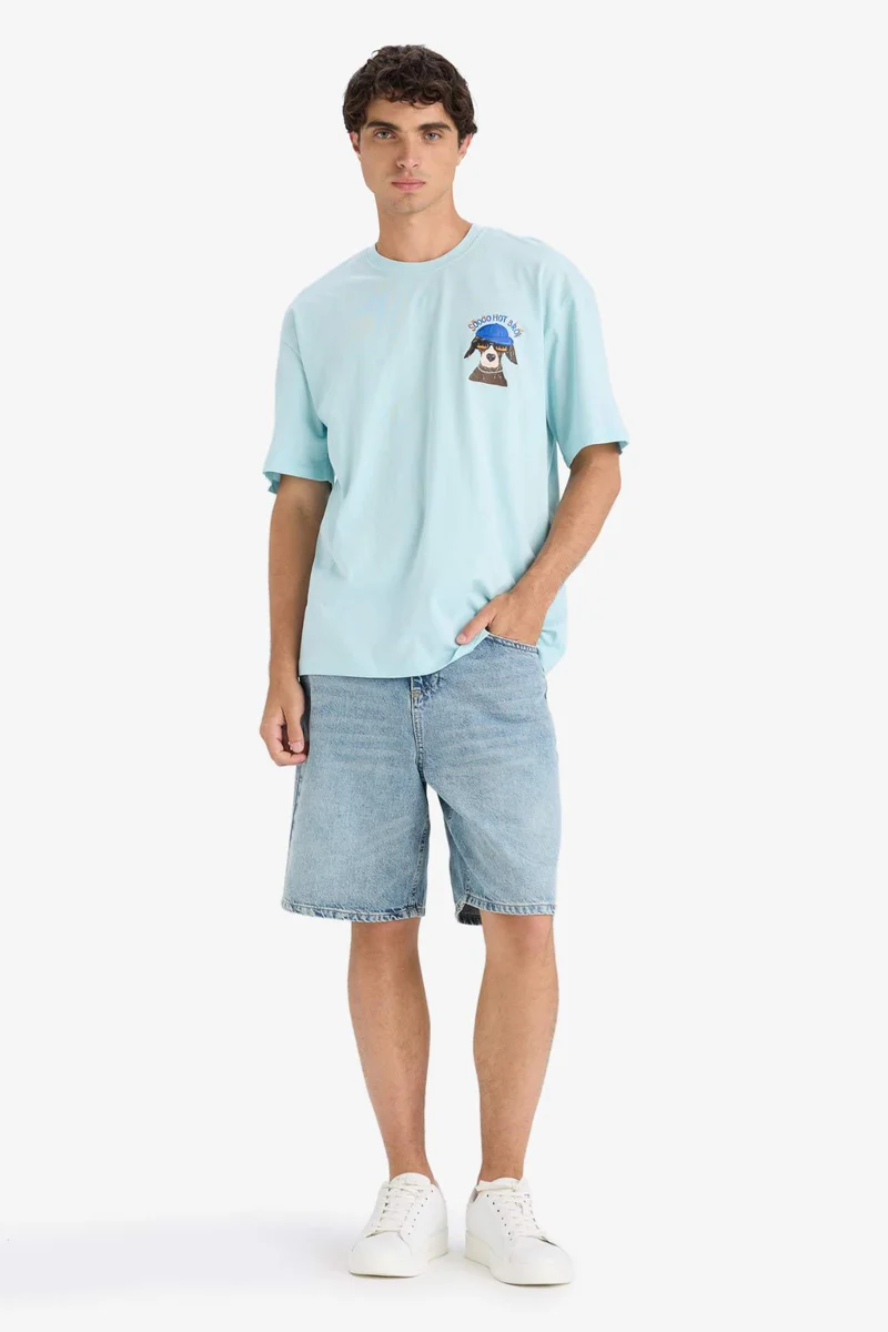 ديفاكتو Boxy Fit Crew Neck Printed Short Sleeve T-Shirt