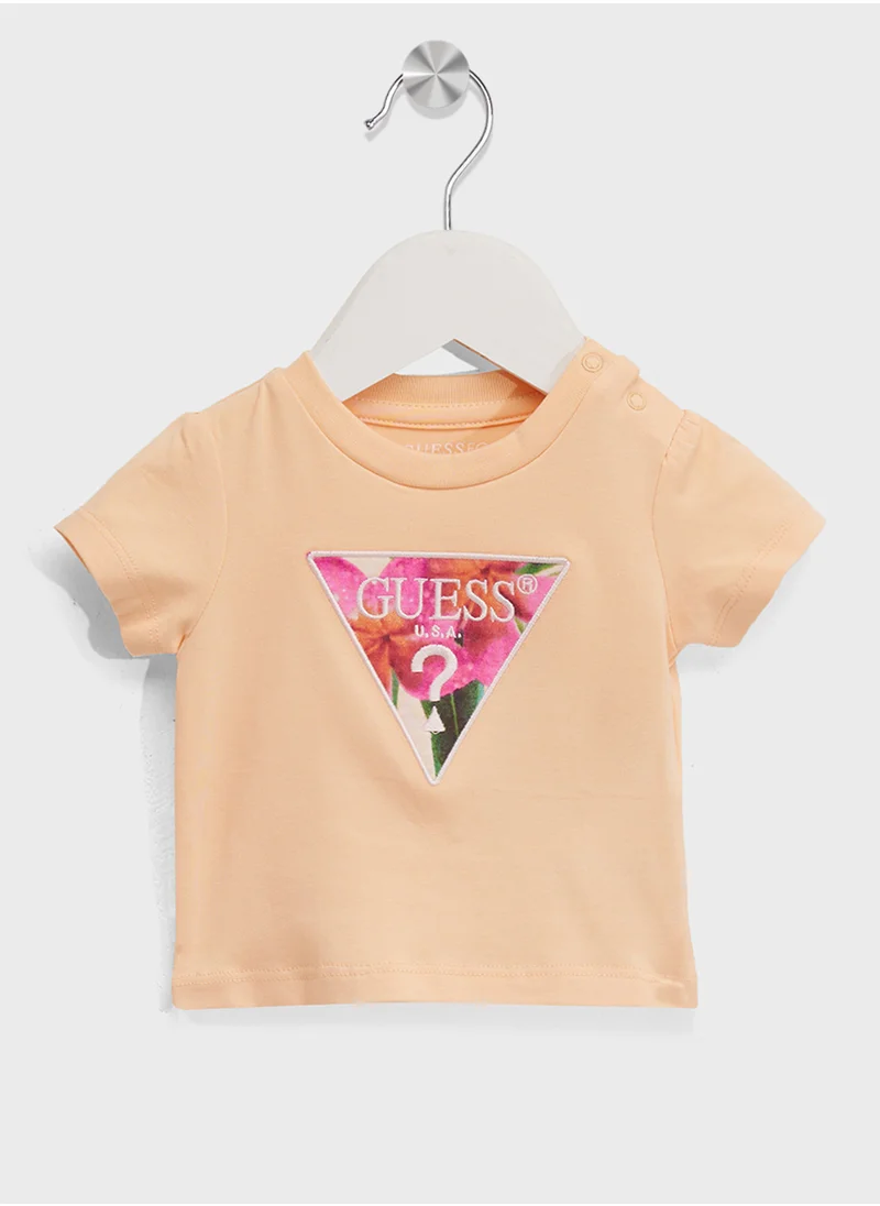 جس Kids Printed Short Sleeve T-Shirt And Shorts Set