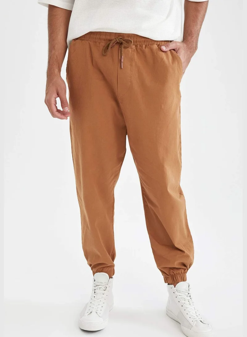 ديفاكتو Regular Fit Drawstring Jogger Trousers