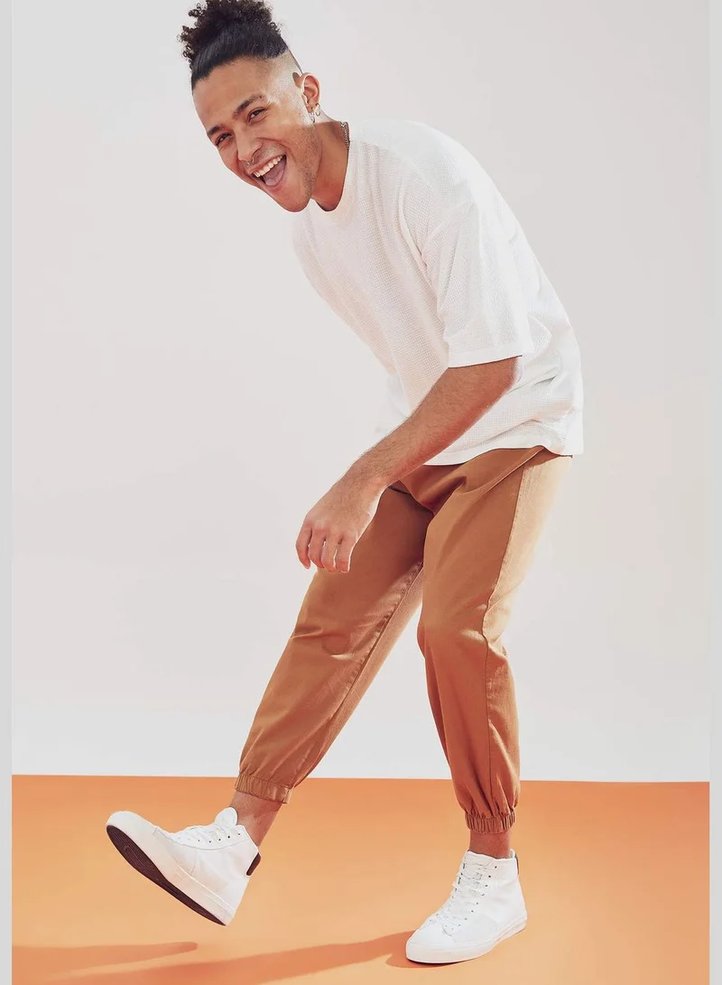 ديفاكتو Regular Fit Drawstring Jogger Trousers
