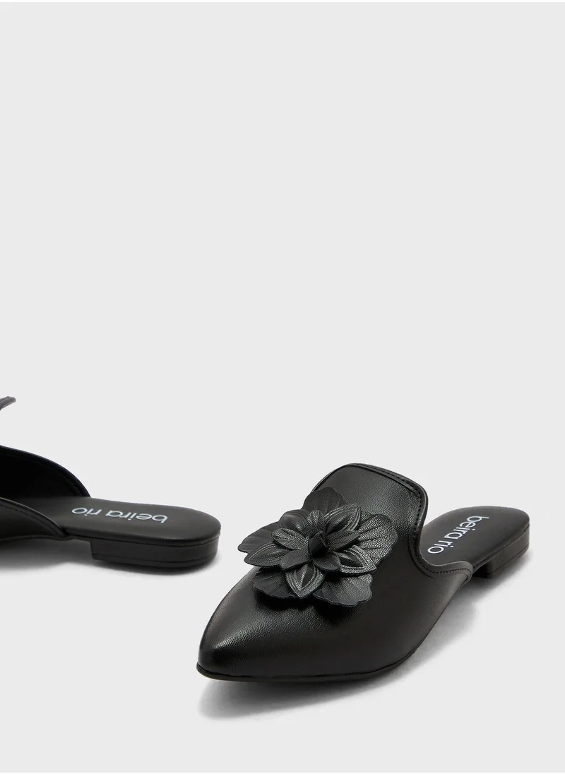 Beira Rio Arielle Pointed Flat Slip Ons