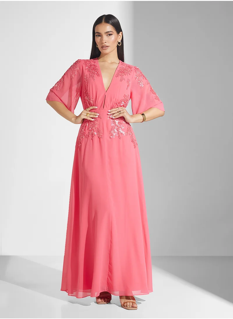 هوب اند ايفي Embellished Plunge Neck Maxi Dress