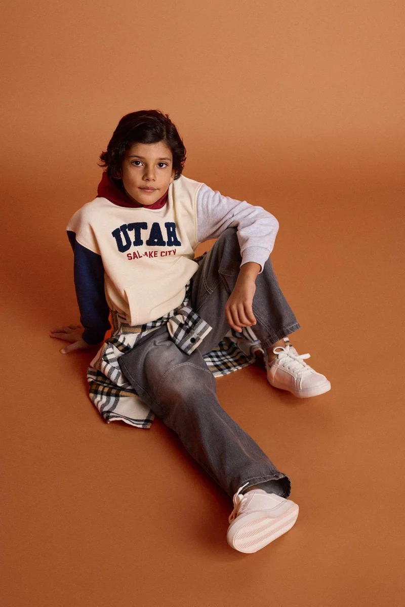 ديفاكتو Boy Oversize Fit Hooded Printed Soft Lining Sweatshirt