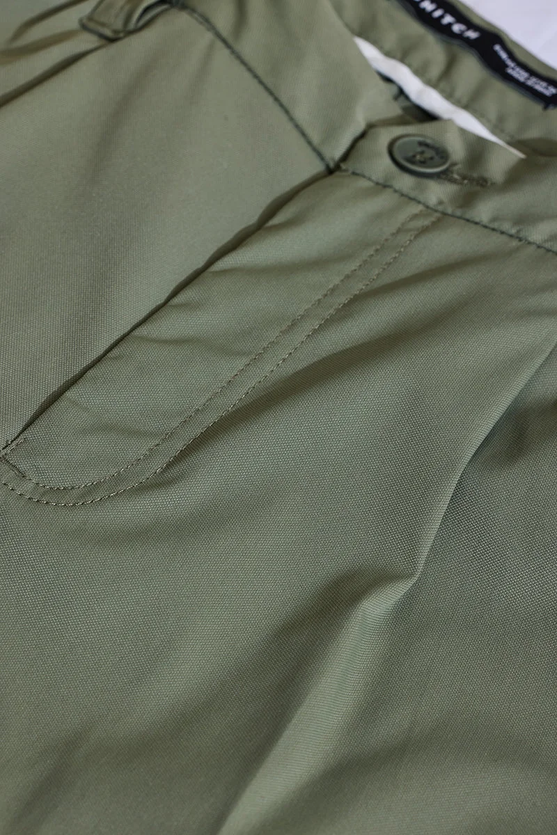 SNITCH بنطلون زيتوني بقصة ضيقة