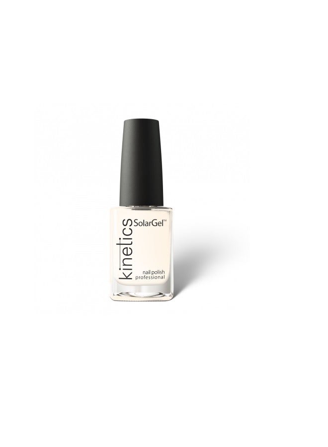 KINETICS First date Nail Polish #004 - 15ml - Image 1