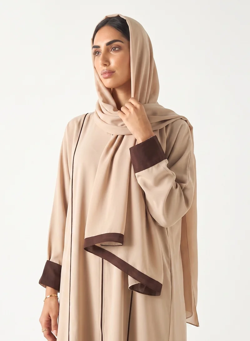 Hadiyath Al Madinah Basics Contrast Trim Abaya - HM