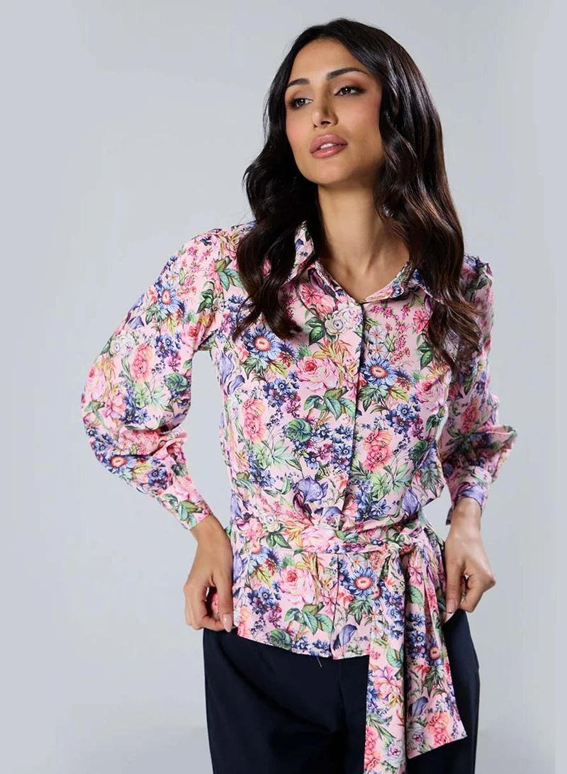 زجزاج توب وردي مطبوع بأكمام طويلة وحزام ربط عند الخصر