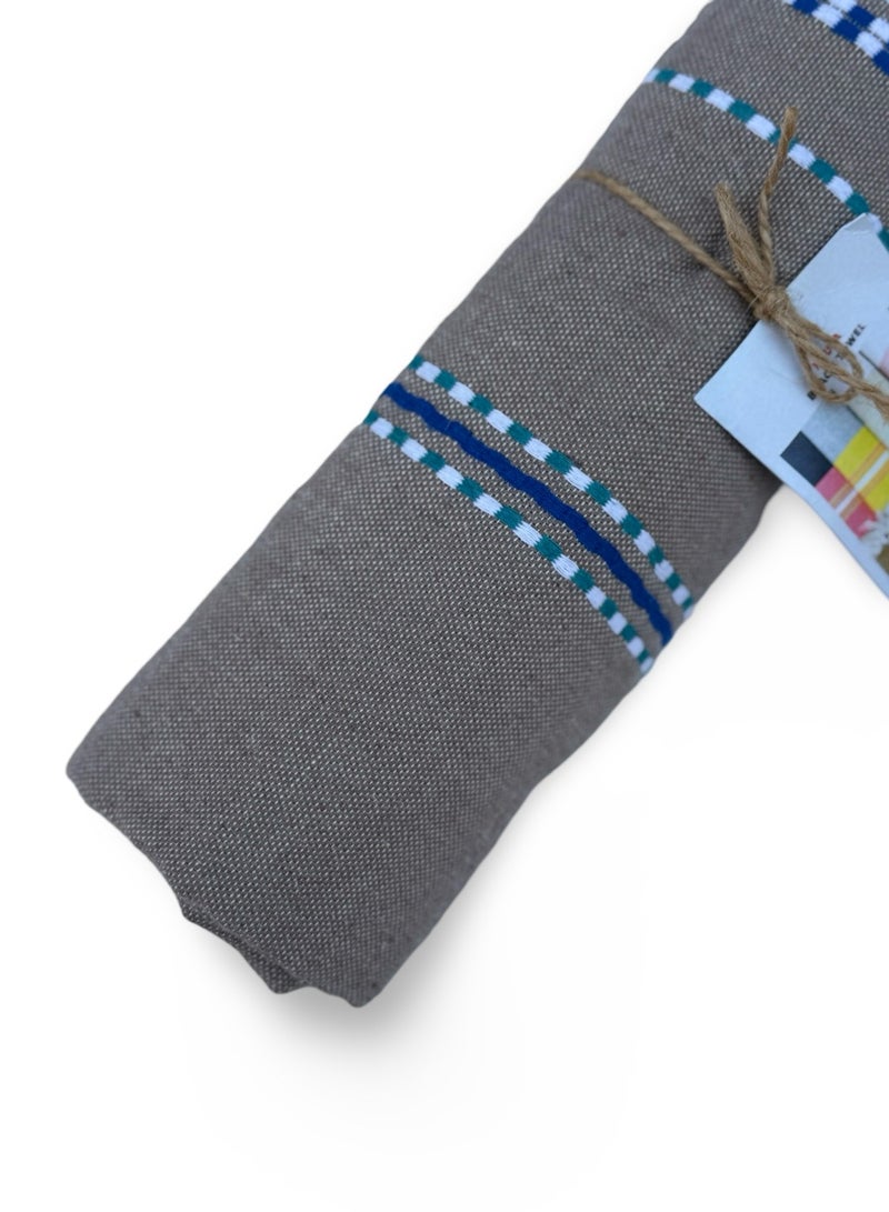 Spirit Amazigh Beach towel Grey - Image 3