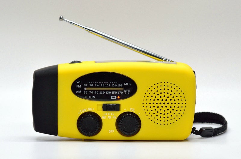 Hand Crank Solar Rechargeable Radio Mini Emergency Radio With Lighting Function - Image 1