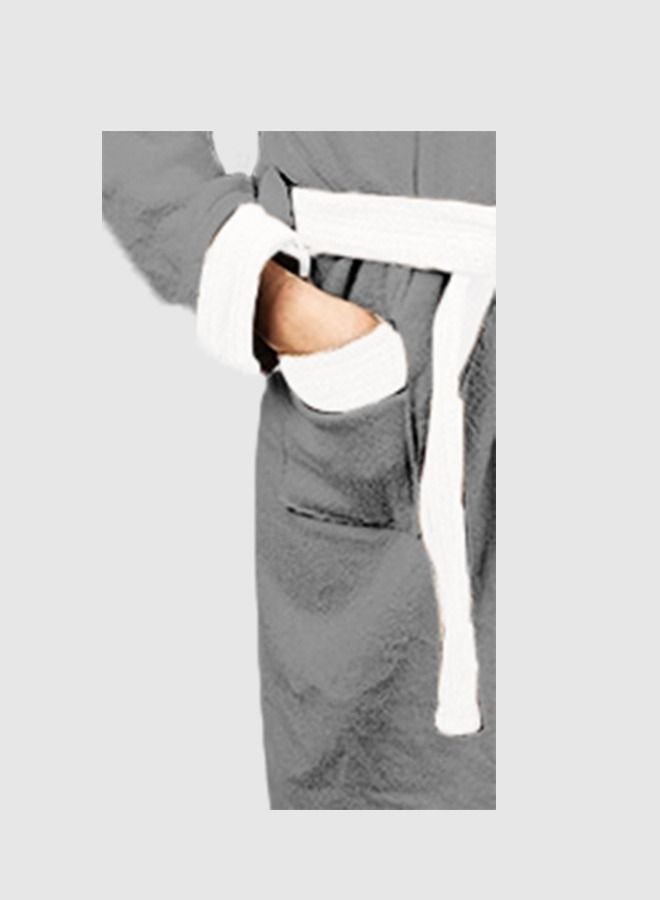 Banotex Girls' multi-size bathrobe - Image 3