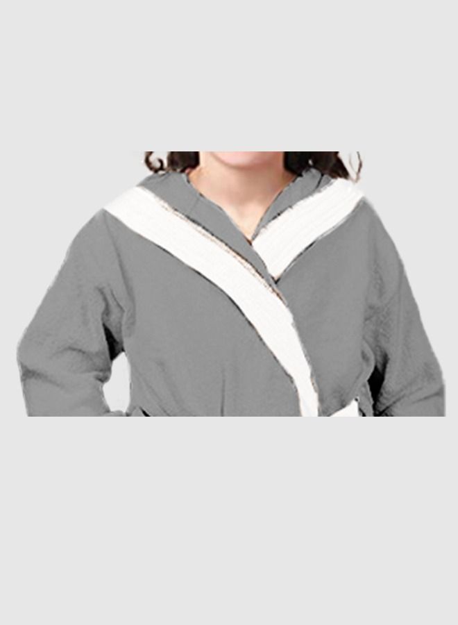 Banotex Girls' multi-size bathrobe - Image 2