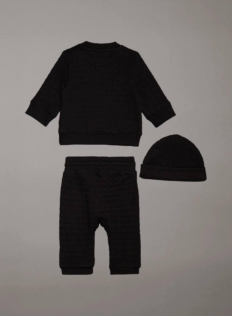 Calvin Klein Jeans Newborn Quilted Giftset - Image 2