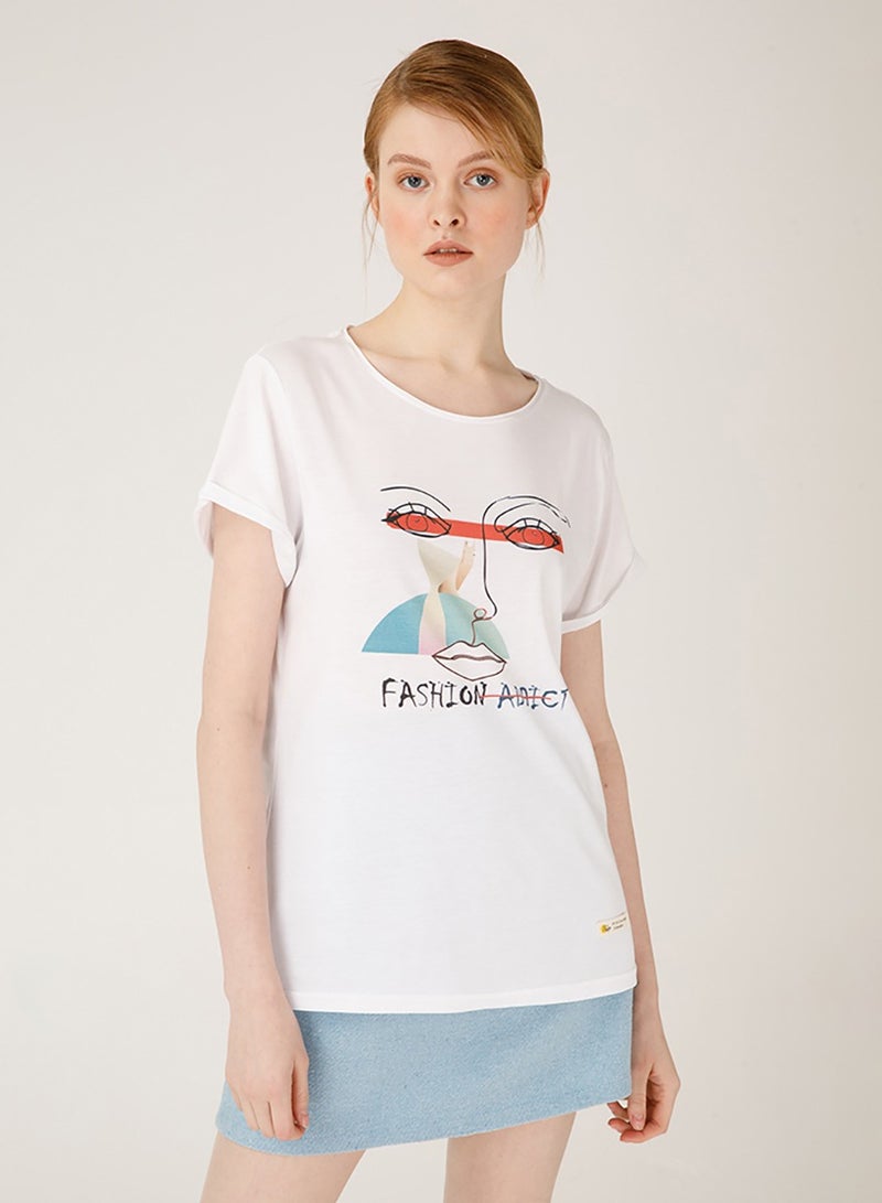 Biggdesign Faces Fashion Addict Women's T-Shirt, Custom Design, White Cotton T-shirt, Size L - Image 1