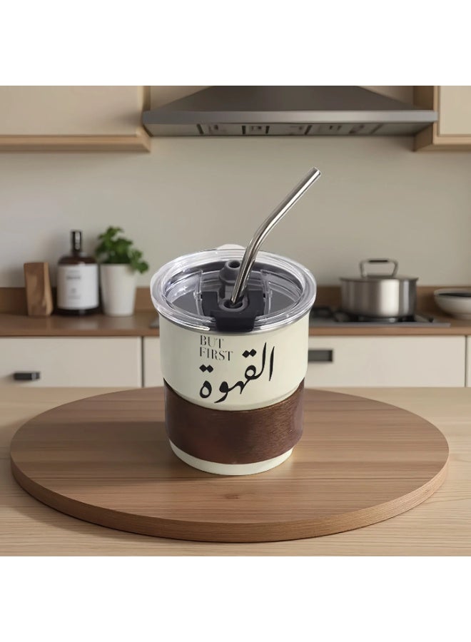 كوب مشروبات باردة من الفولاذ المقاوم للصدأ 304 - كوب قهوة محمول، تصميم شعار فريد، مناسب للمشروبات الساخنة والباردة، يتضمن ماصة وغطاء مقاوم للحرارة للمنزل والتخييم في الهواء الطلق (300 مل)