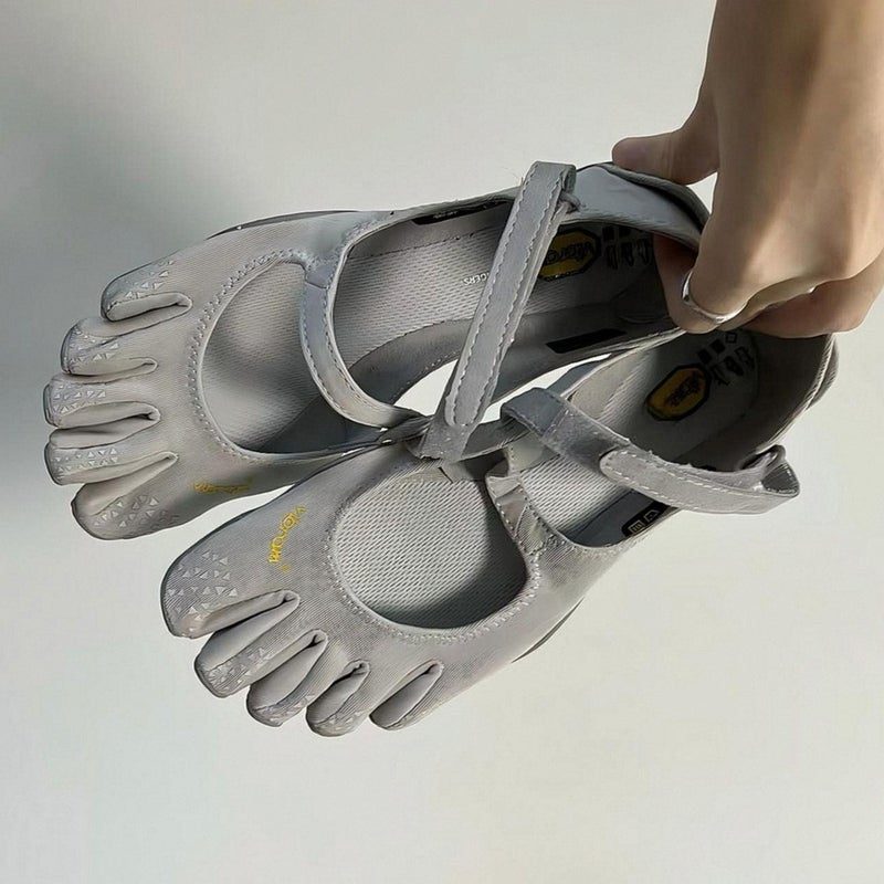 Women's Five-Finger Training Shoes - Image 5