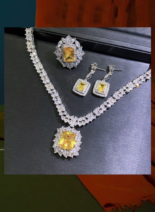 general قلادة ألماس أصشر صفراء - Image 1