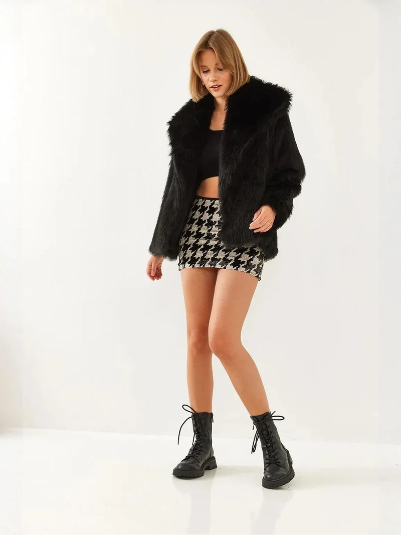 Bianco Lucci Black LUCCI Oversize Faux Fur Coat for Women | Best Price UAE